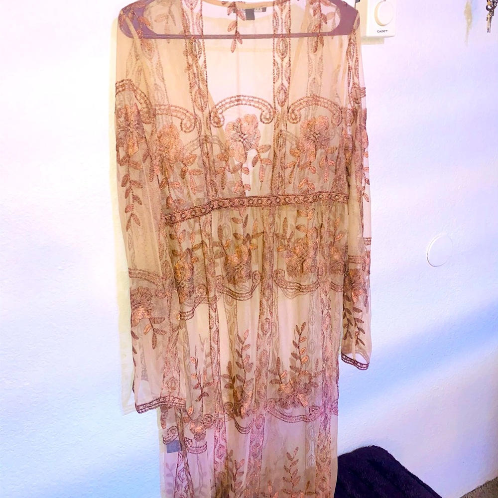 Gold lace kimono NWT
